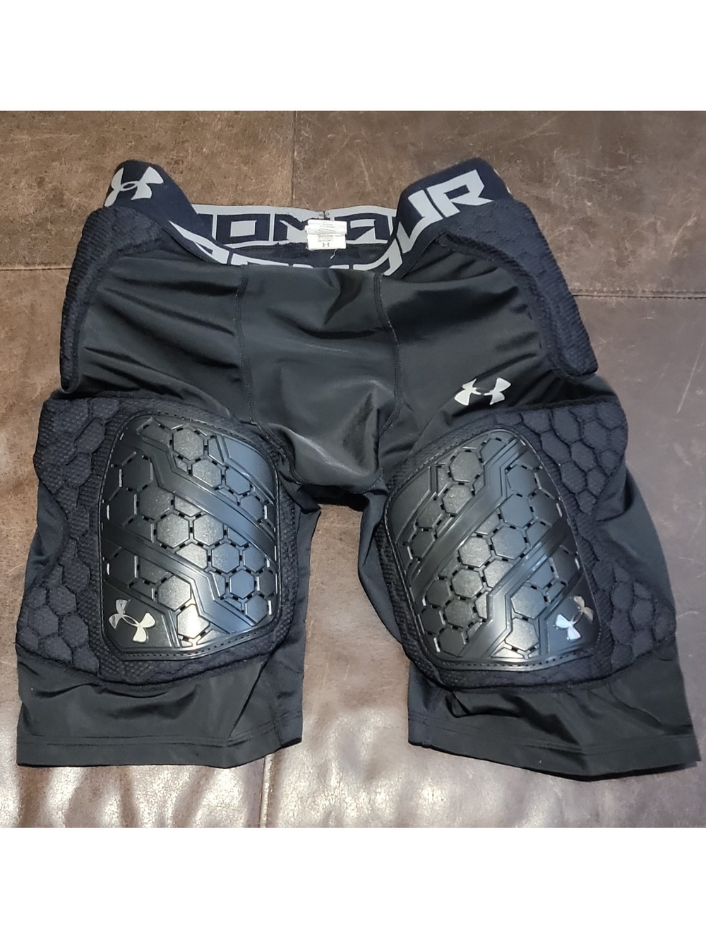 Under Armour Gameday Armour Football Thigh Pad Compression Short Black SZ XL 286